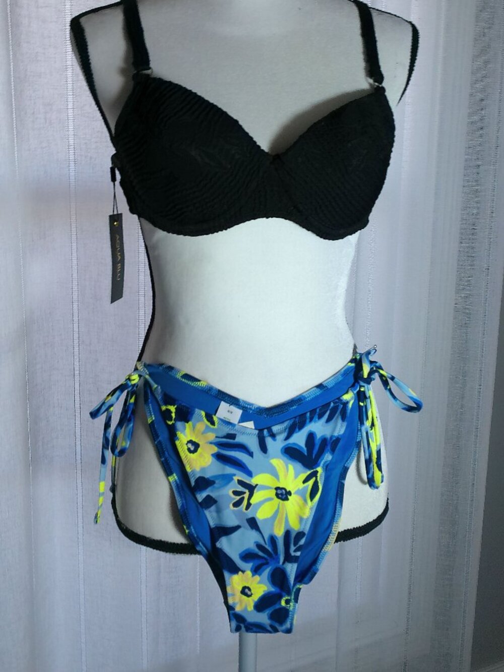 (2) Piece SwimSuit NWT Aqua Blu Top & Aerie Bottom  10/M